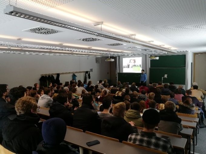 Vortrag CADENAS an der Hochschule Augsburg